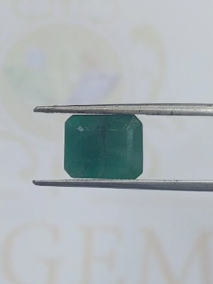 Zambian Emerald  IGS CERT  22060721764 5.10 ct
