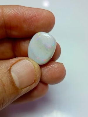 Australian Fire Opal  9.09 ct