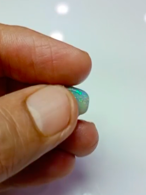 Australian Fire Opal  4.75 ct