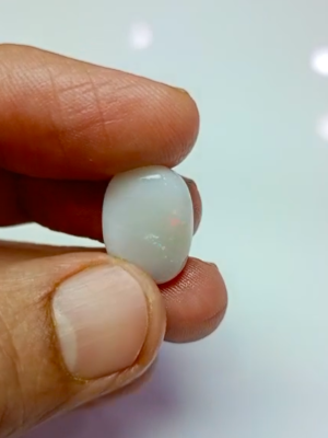 Australian Fire Opal  8.38 ct